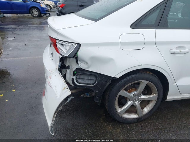 2016 AUDI A3 WAUB8GFF8G1018611 Photo 5