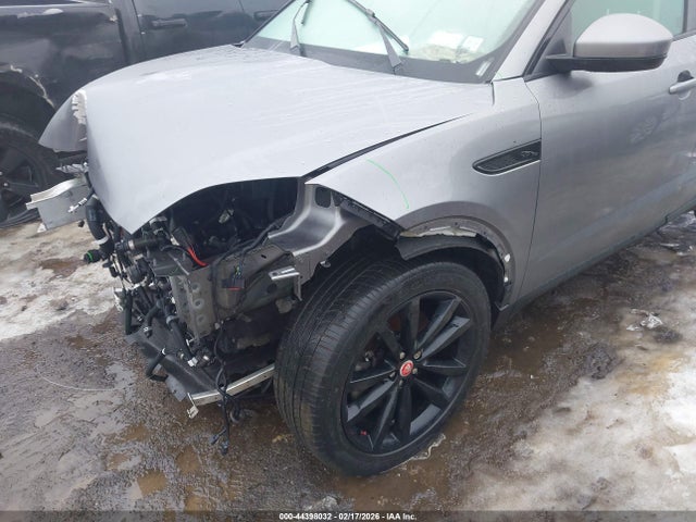 2022 JAGUAR E-PACE SADFP2FX1N1030023 Photo 5