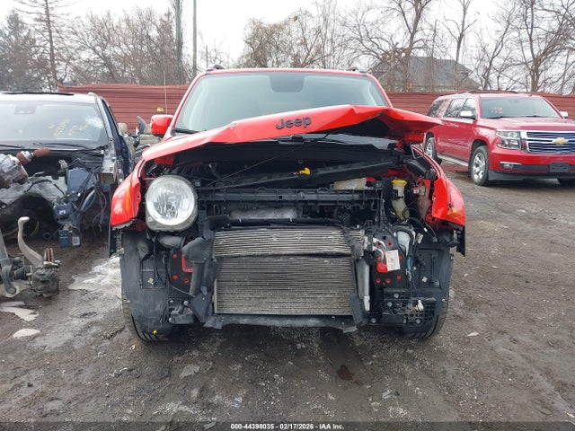 2018 Jeep Renegade Altitude 4x4 მანქანა იყიდება აუქციონზე, vin: ZACCJBBB4JPH30557, აუქციონის ნომერი: 44398035