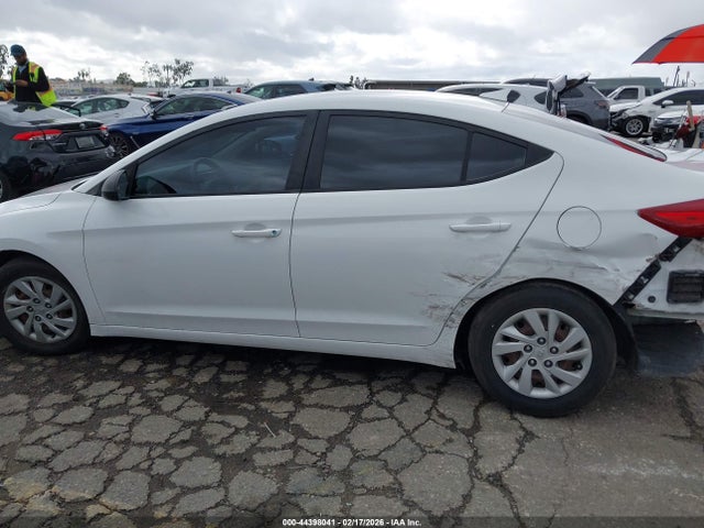 5NPD84LFXHH025567 Hyundai ELANTRA SE