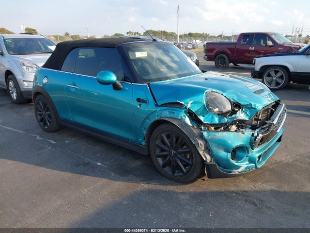 2018 MINI CONVERTIBLE WMWWG9C53J3E38352
