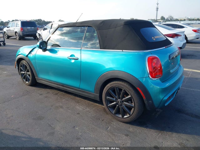 2018 MINI CONVERTIBLE WMWWG9C53J3E38352 Photo 2