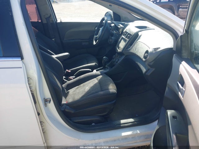 44398091 :رقم المزاد ، 1G1JC5SHXG4169126 vin ، 2016 Chevrolet Sonic Lt Auto مزاد بيع