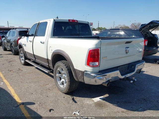 Auction sale of the 2017 Ram 1500 Laramie  4x4 5'7 Box, vin: 1C6RR7NM3HS876439, lot number: 44398124