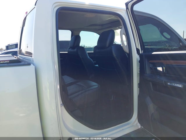 Auction sale of the 2017 Ram 1500 Laramie  4x4 5'7 Box, vin: 1C6RR7NM3HS876439, lot number: 44398124