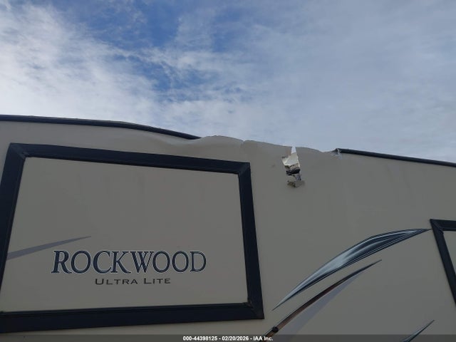 4X4FRLE2XK1886606 Forest River Rockwood 289