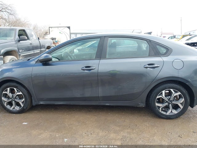 Aukcja sprzedaży 2019 Kia Forte Lxs, vin: 3KPF24AD1KE019809, numer aukcji: 44398130