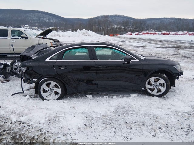 44398143 :رقم المزاد ، WAUAUDGY9NA078626 vin ، 2022 Audi A3 Premium 40 Tfsi Front-wheel Drive S Tronic مزاد بيع