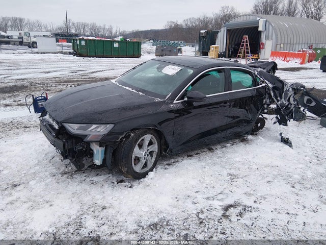 44398143 :رقم المزاد ، WAUAUDGY9NA078626 vin ، 2022 Audi A3 Premium 40 Tfsi Front-wheel Drive S Tronic مزاد بيع