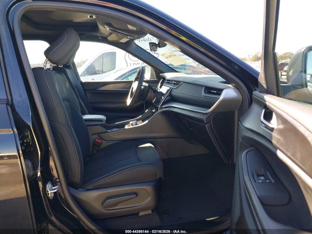 Продаж на аукціоні авто 2025 Jeep Grand Cherokee L Laredo X 4x2, vin: 1C4RJJAGXS8637262, номер лоту: 44398144