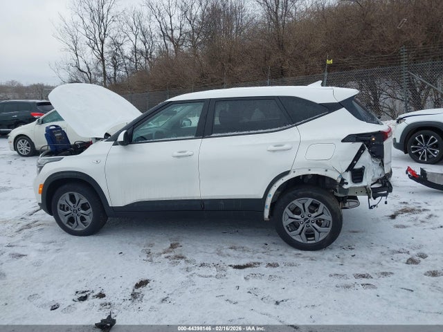 KNDEPCAA5R7517602 KIA Seltos Lx
