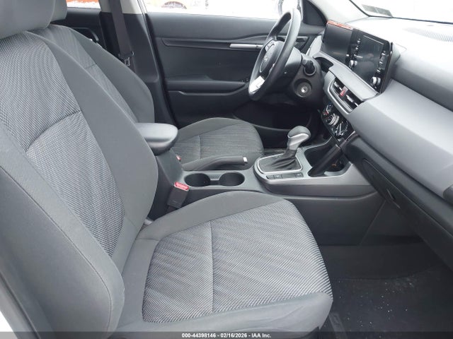KNDEPCAA5R7517602 KIA Seltos Lx
