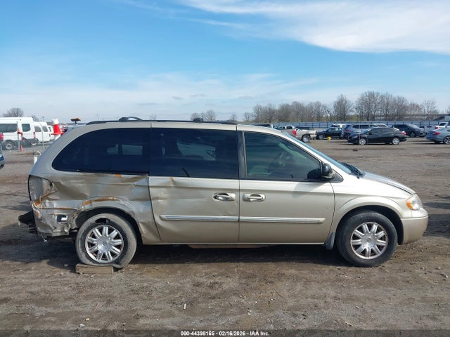 Продажа на аукционе авто 2006 Chrysler Town & Country Touring, vin: 2A4GP54L46R862190, номер лота: 44398165