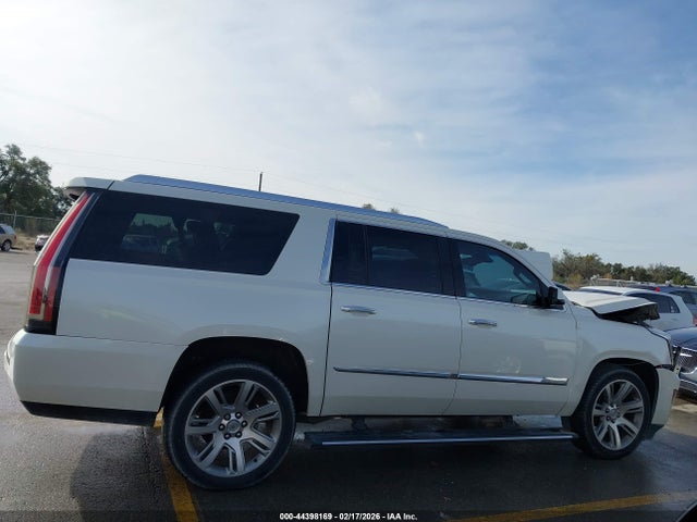 Aukcja sprzedaży 2015 Cadillac Escalade Esv Premium, vin: 1GYS4JKJXFR264835, numer aukcji: 44398169