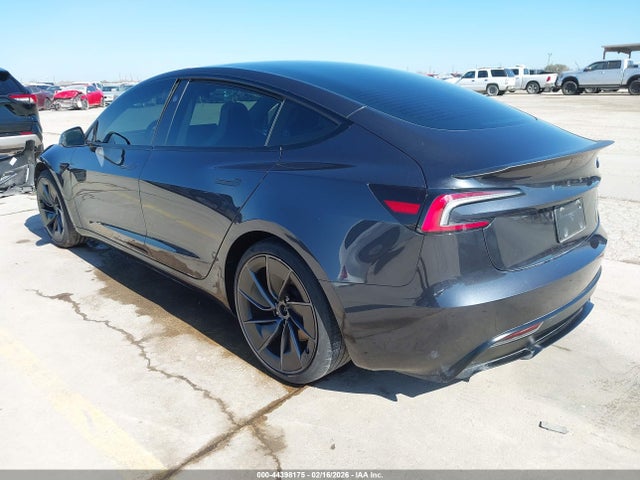 2024 TESLA MODEL 3 5YJ3E1ET8RF847225 Photo 2