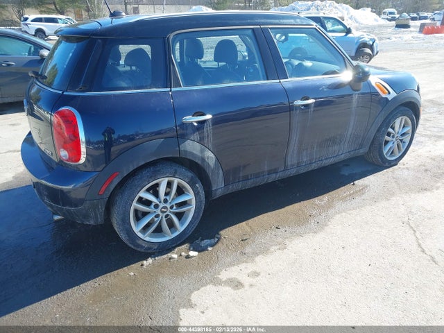 2011 MINI COOPER COUNTRYMAN WMWZB3C58BWM00105 Photo 3