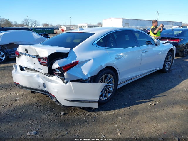 2018 LEXUS LS 500 JTHB51FF2J5003707 Photo 3