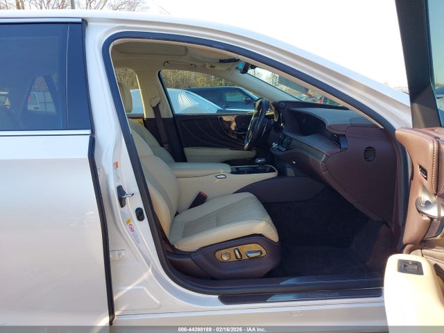 2018 LEXUS LS 500 JTHB51FF2J5003707 Photo 4