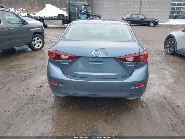 3MZBM1U75GM264118 Mazda Mazda3 I Sport