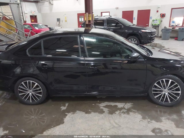 3VWD17AJ8GM402464 Volkswagen Jetta 1.8t Sport