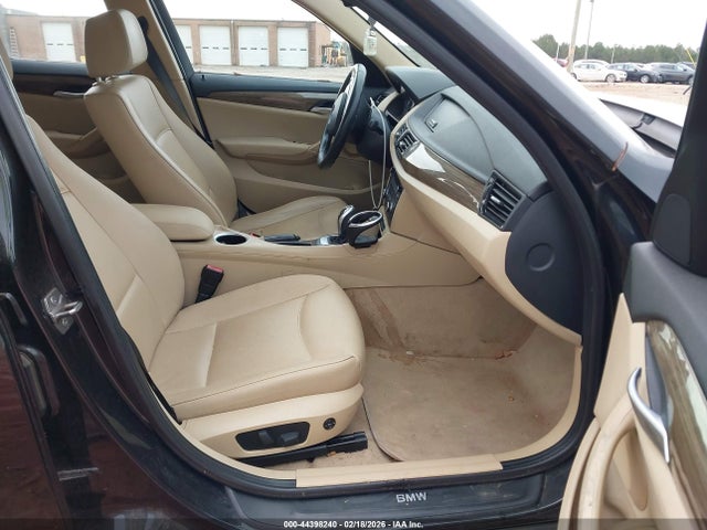 2013 BMW X1 WBAVL1C53DVR82882 Photo 4