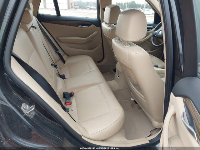 2013 BMW X1 WBAVL1C53DVR82882 Photo 7