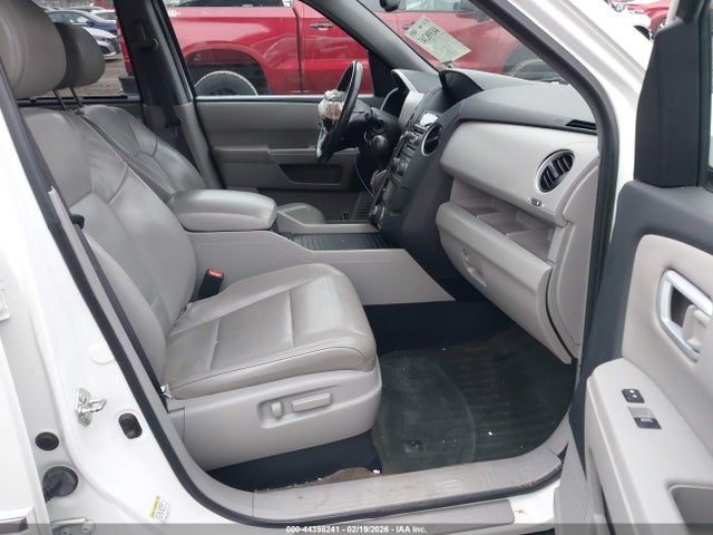 2015 Honda Pilot Touring მანქანა იყიდება აუქციონზე, vin: 5FNYF4H94FB046128, აუქციონის ნომერი: 44398241