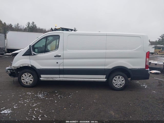 1FTYR1YM0KKA42200 Ford Transit-250