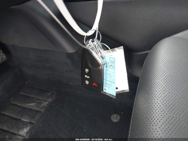 2023 VOLKSWAGEN ID.4 1V2FMPE88PC012376 Photo 10