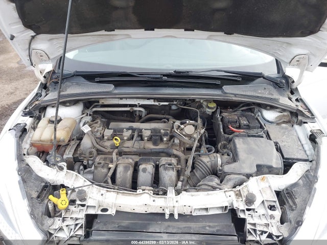 1FADP3K29GL340520 Ford FOCUS SE