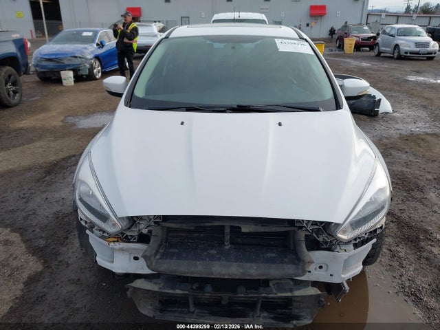 1FADP3K29GL340520 Ford FOCUS SE