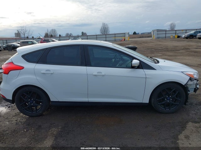 1FADP3K29GL340520 Ford FOCUS SE