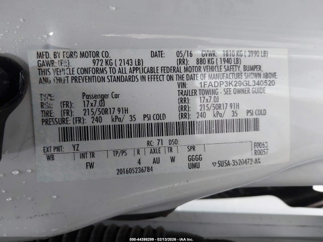 1FADP3K29GL340520 Ford FOCUS SE