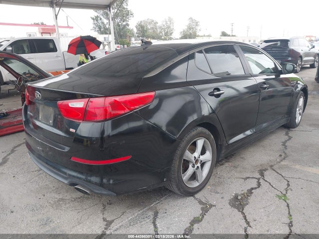 5XXGM4A77FG472788 KIA Optima Lx