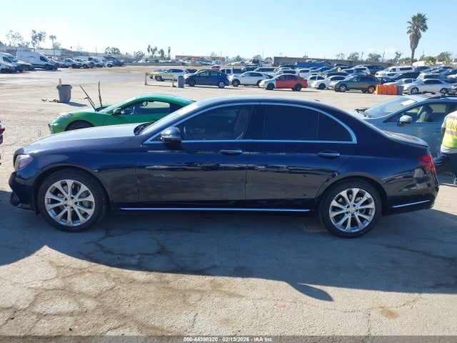 Mercedes-Benz E 300 2017 WDDZF4JB0HA127307 Image 14