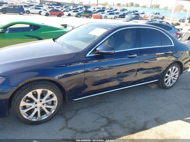 Mercedes-Benz E 300 2017 WDDZF4JB0HA127307 Image 6