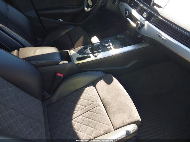 44398322 :رقم المزاد ، WAUB4AF46KA104659 vin ، 2019 Audi S4 3.0t Premium مزاد بيع