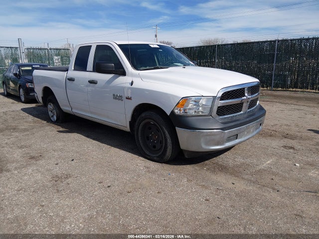 2018 RAM 1500 1C6RR6FT5JS305072