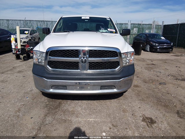 2018 Ram 1500 Tradesman  4x2 6'4 Box მანქანა იყიდება აუქციონზე, vin: 1C6RR6FT5JS305072, აუქციონის ნომერი: 44398341