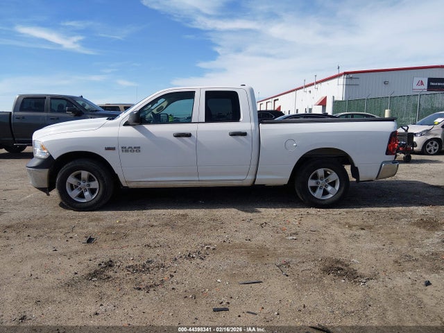 2018 Ram 1500 Tradesman  4x2 6'4 Box მანქანა იყიდება აუქციონზე, vin: 1C6RR6FT5JS305072, აუქციონის ნომერი: 44398341