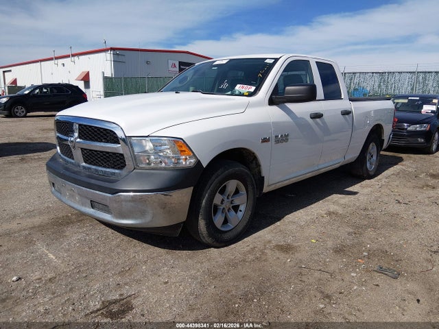 2018 RAM 1500 1C6RR6FT5JS305072 Photo 1