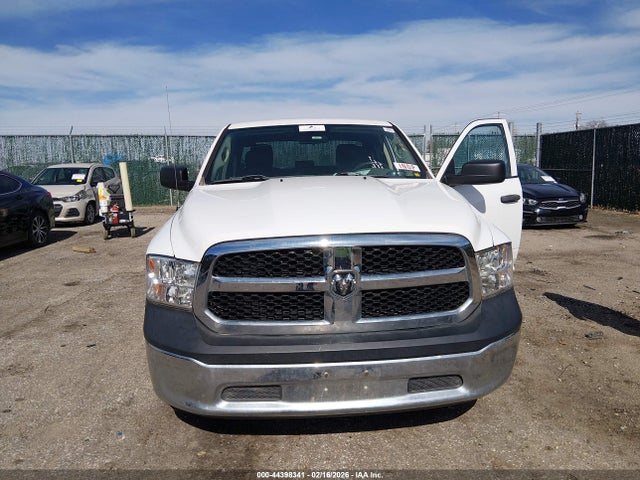 2018 RAM 1500 1C6RR6FT5JS305072 Photo 5