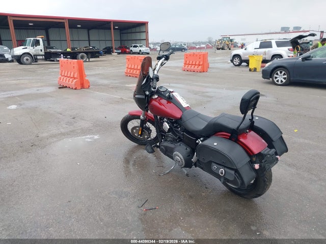 2016 HARLEY-DAVIDSON FXDB 1HD1GXM14GC305505 Photo 2