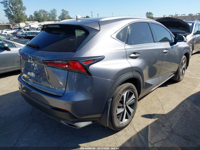 2018 LEXUS NX 300 JTJYARBZ1J2089788 Photo 3