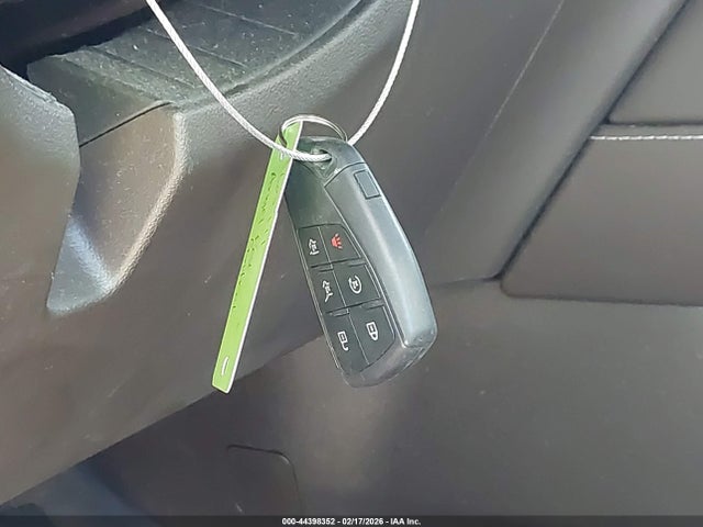 2022 GMC YUKON XL 1GKS2GKD0NR309924 Photo 10