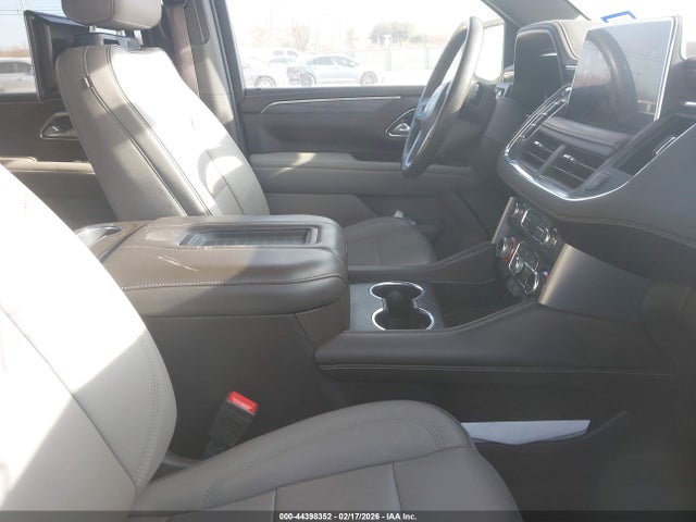2022 GMC YUKON XL 1GKS2GKD0NR309924 Photo 4