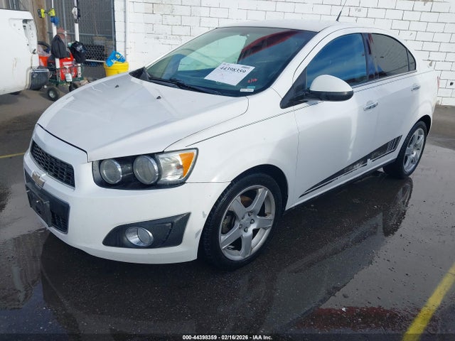 1G1JE5SB4E4203645 Chevrolet Sonic Ltz Auto