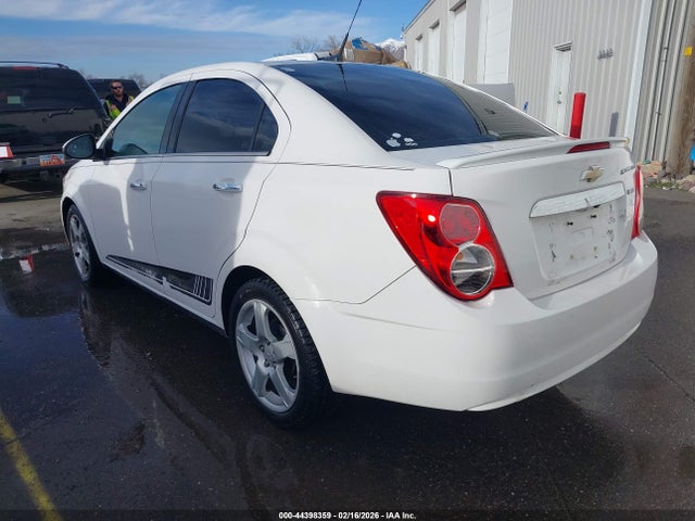 1G1JE5SB4E4203645 Chevrolet Sonic Ltz Auto