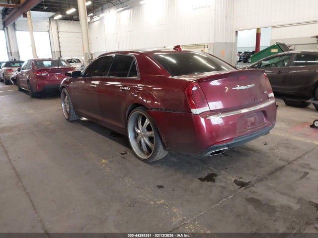 2017 CHRYSLER 300C 2C3CCAEG3HH559781 Photo 2