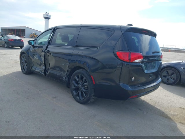 2020 Chrysler Pacifica Touring მანქანა იყიდება აუქციონზე, vin: 2C4RC1FG5LR109993, აუქციონის ნომერი: 44398364